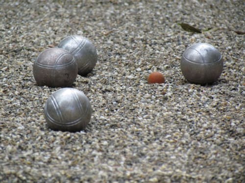 Terrain de pétanque au Domaine du Cardou dans le Lot