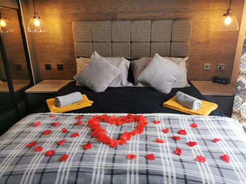 Romantic Packets JJs