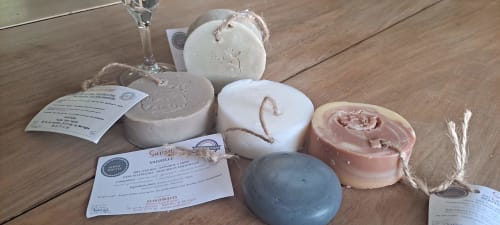 In the Clos Delamare gîtes, you will find handmade soaps.