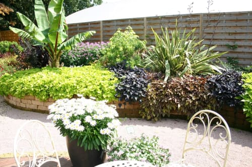 At Poterie Cap d'Antifer, Clos Delamare recommends Fleur de sel for buying pretty flowers!
