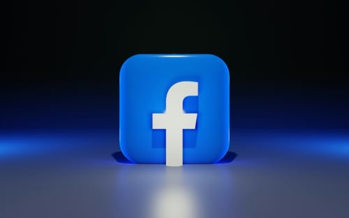 Icône du logo Facebook pour l'hôtel Les Deux Porches à Verrières, France