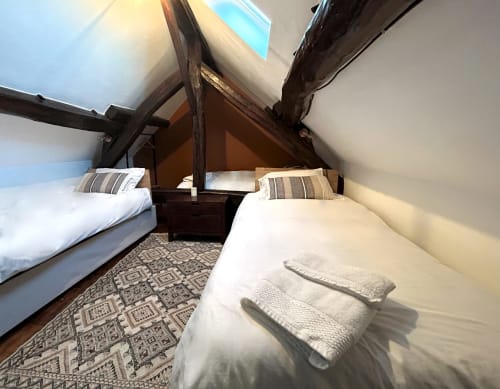 Domaine Chapelle La Chapelle la Reine Fontainebleau Ile de France Seine et marne Paris lieux séminaires au vert  chambre d'hôte atelier chambre confort