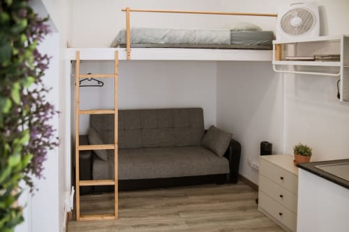 stay at Rhino Party Hostel in Lisbon, Portugal