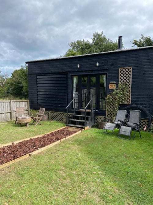 Oak Tree Lodge luxury shepherd's Hut romantic retreat couples family self catering accommodation unique quirky hut Start Bay Dartmouth Devon