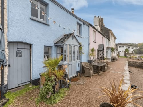 Quay Cottage The Quay Dittisham Riverside cottage family friendly accommodation nautical themed cottage group stays holiday let