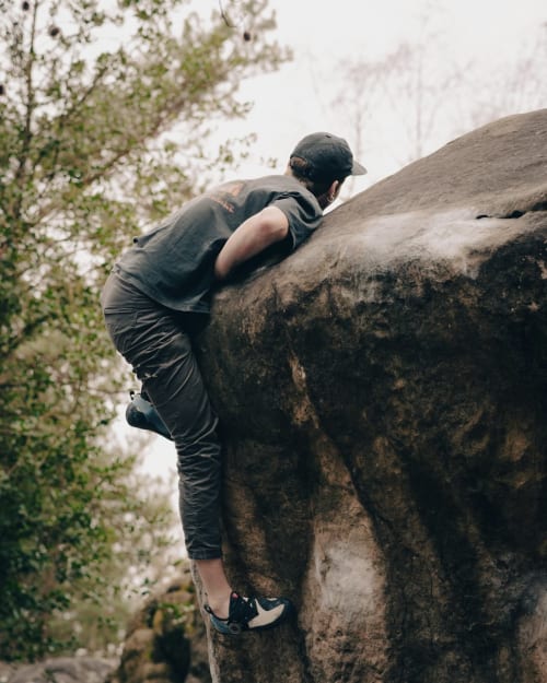 Rochers Fontainebleau randonnées escalade VTT activités sportives Ile de France Paris lieux séminaires au vert chambre confort gîte chambre d'hôte 