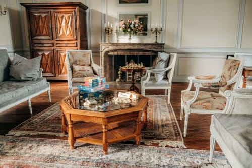 Board games in the Louis XVI salon