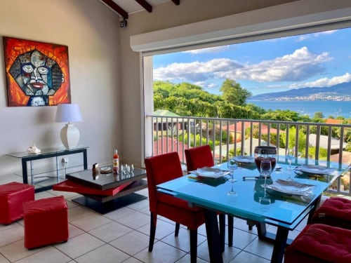 terrasse, vue incroyable, fort de france, mer des caraïbes, appartement bougainvillier martinique, planteur