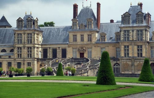 Château Fontainebleau visite demeure des rois Ile de France Paris lieux séminaires au vert chambre confort gîte chambre d'hôte