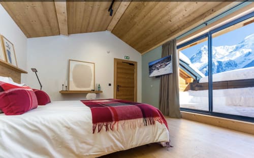 Le chalet mont blanc - master bedroom