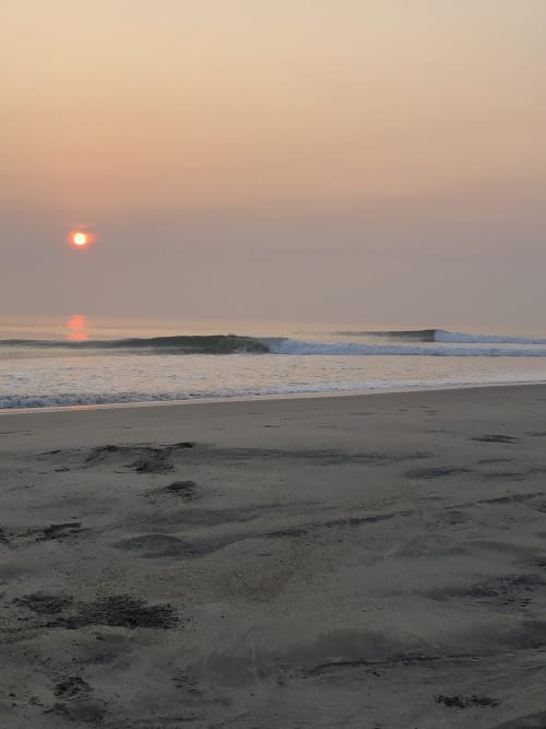 amanecer y olas en Punta Conejo Salina Cruz Mexico