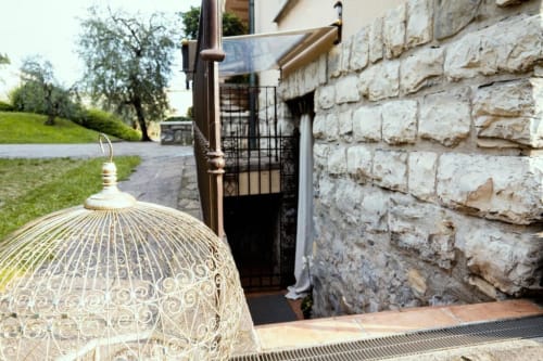 Lake experience! | Un posto davvero unico! | Appartamentio a Marone in villa Signorile Fronte Lago con Due Camere | Casa vacanze | Appartamento | Affitti Brevi | Indipendente | Marone | Lago D'Iseo | Relax | Giardino | Gazebo | Pontile | Accesso lago | Barbecue 