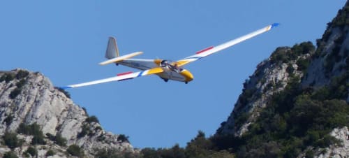 Aérodrome de Romanin - vol d'initiation en planneur à saint Rémy de Provence