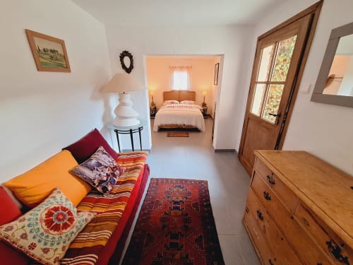 Villa Marco-all day sun at this happy villa with heated pool-le castellet- heated swiming pool-holiday rental-var-holiday home- location saisonniere-8 people-pool house