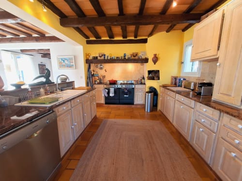 Villa Marco-all day sun at this happy villa with heated pool-le castellet- heated swiming pool-holiday rental-var-holiday home- location saisonniere-8 people-pool house