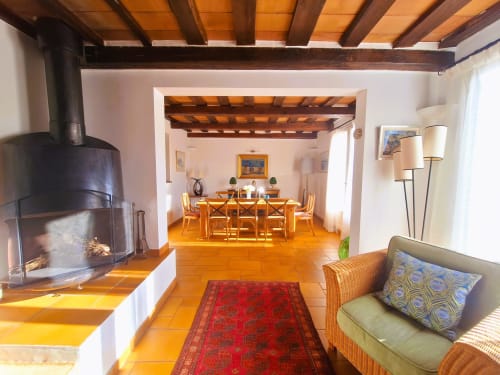 Villa Marco-all day sun at this happy villa with heated pool-le castellet- heated swiming pool-holiday rental-var-holiday home- location saisonniere-8 people-pool house