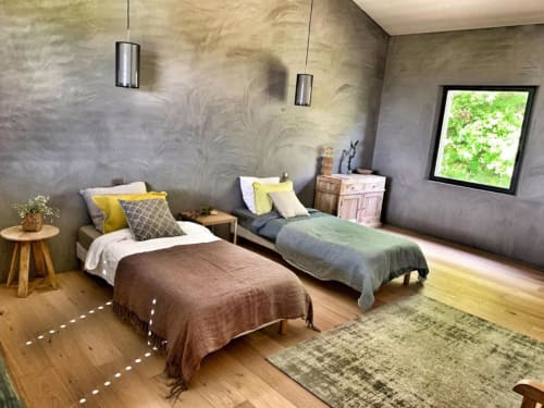 room 3 with 2 single bed