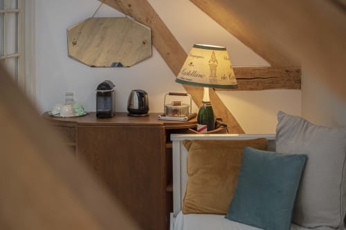 family stay - children - Reims - Epernay - Bed and breakfast in Champagne - Les Olivanies- kidfriendly- house dhotes - family getaway- getaway with friends - travel to france visit champagne - wine tourism - Bed and breakfast - bedandbreafast welcome to my home -