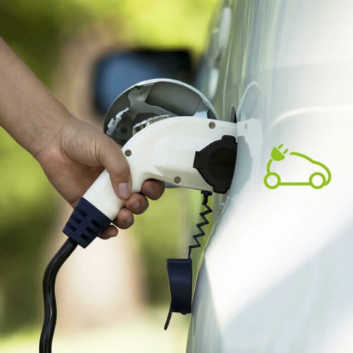 Nous vous prêtons un câble pour vous charger sur notre borne