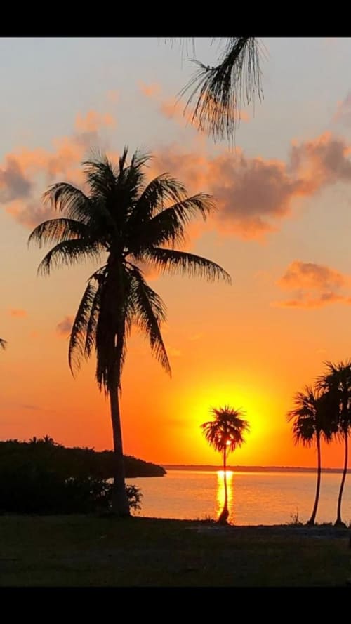 ENJOY AN INDREDIBLE SUNSET WITH A DRINK