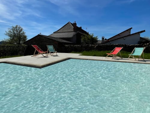 chambre d'hôtes de charme, château, brionnais, charolais, table d'hôtes, piscine, espace bien-être, calme, repos, détente, patrimoine historique, jardin zen, hôtel, tourisme, sud-brionnais, voitures anciennes, randonnées, La Clayette, Varennes-sous-Dun, 