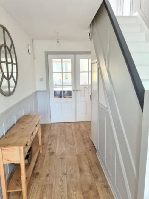 Front Entrance Stairs – Rose Vill Homes