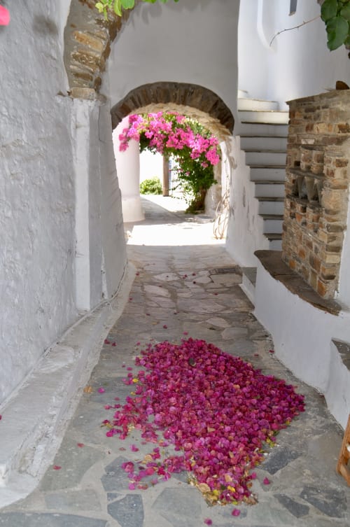 Discover the villages of Tinos from dream cave villa: all very different, Cycladic architecture, more than 60 villages.