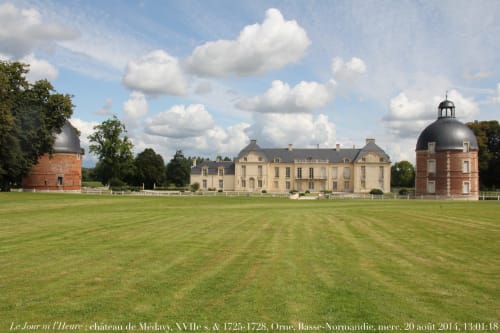 Château de Médavy proche du Domaine des Thomins Maison d'hôte Cisai Saint-Aubin Hôtel Gacé