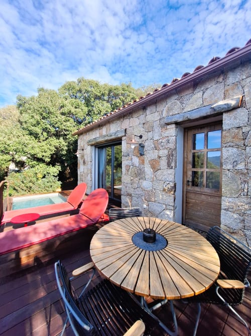 Terrasse et piscine Caseddu