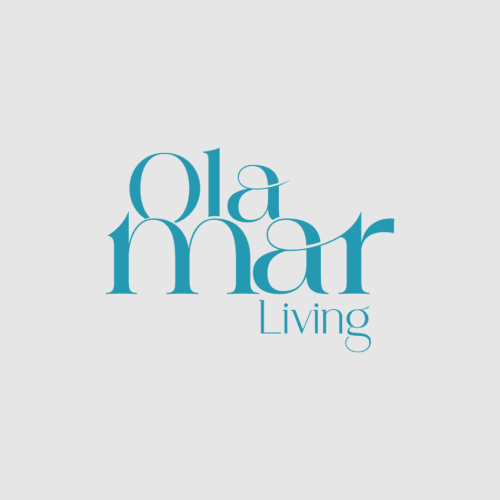 Logo del hotel Olamar Living en color azul petróleo, Santiago de Tolú, Sucre, Colombia