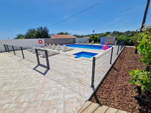 Barriers to secure children's access to the heated swimming pool - Villa Casa Claudina II