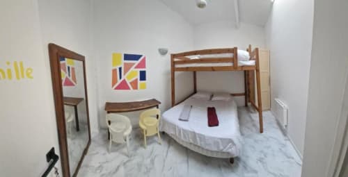 alt="Bed and breakfast without window in Marseille 3rd - Modern comfort"
alt="Comfortable rooms without windows in Marseille 3rd arrondissement"
alt="Rental of 3 low-budget rooms in Marseille 3rd"
" alt="View from the rental of three economic rooms in Marseille 3rd arrondissement"
alt="cheap room in Marseille"