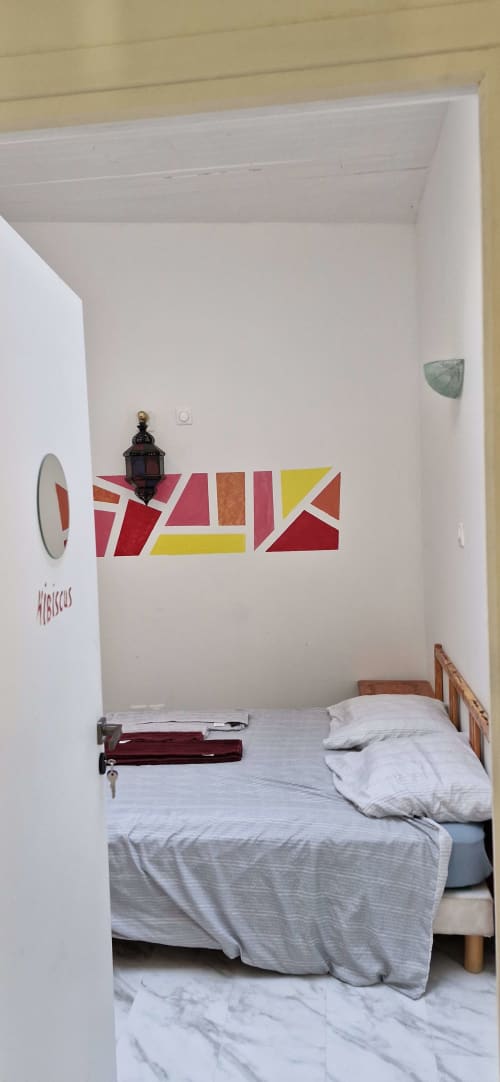 Chambre double climatisée LGBTQ+ friendly dans la cité phocéenne.

Hébergement économique au cœur de Marseille, proche du Vieux-Port.

Chambre cosy et climatisée dans un B&B LGBTQ+ friendly à Noailles.

Séjour abordable dans une chambre double confortable près de la Canebière.

Maison d’hôtes chaleureuse et inclusive, idéale pour un séjour économique.

Chambre Hibiscus avec climatisation, proche du centre-ville et du Panier.

Séjour pas cher dans un hébergement accueillant et économique.

Chambre d’hôte cosy près du quartier animé de La Joliette.

Lit confortable et climatisation dans une chambre double proche du Cours Julien.
