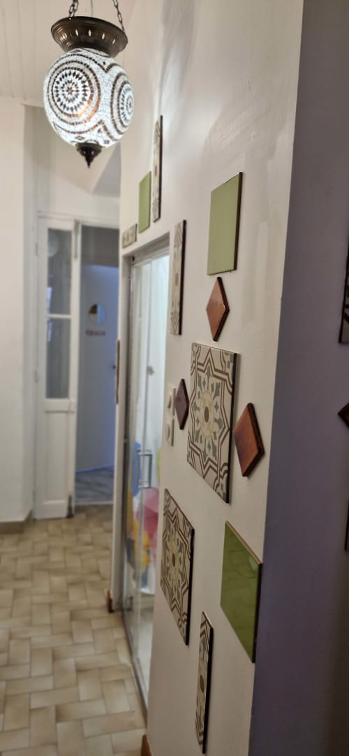 Chambre double climatisée LGBTQ+ friendly dans la cité phocéenne.

Hébergement économique au cœur de Marseille, proche du Vieux-Port.

Chambre cosy et climatisée dans un B&B LGBTQ+ friendly à Noailles.

Séjour abordable dans une chambre double confortable près de la Canebière.

Maison d’hôtes chaleureuse et inclusive, idéale pour un séjour économique.

Chambre Hibiscus avec climatisation, proche du centre-ville et du Panier.

Séjour pas cher dans un hébergement accueillant et économique.

Chambre d’hôte cosy près du quartier animé de La Joliette.

Lit confortable et climatisation dans une chambre double proche du Cours Julien.