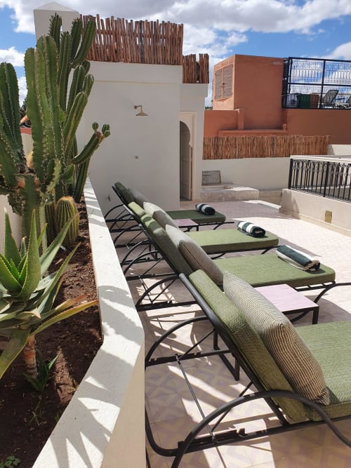 Grande terrasse d'un Riad et sa végétation