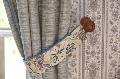 Détail de rideaux de la chambre la terrasse au Domaine des Thomins Maison d'hôte Cisai Saint-Aubin Hôtel Gacé