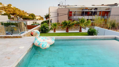 Piscine , proche plage