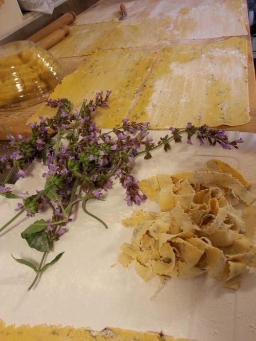 tagliolini burro e salvia, tagliolini alla parmigiana