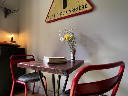 "vintage table and chairs in YelloWGreY"