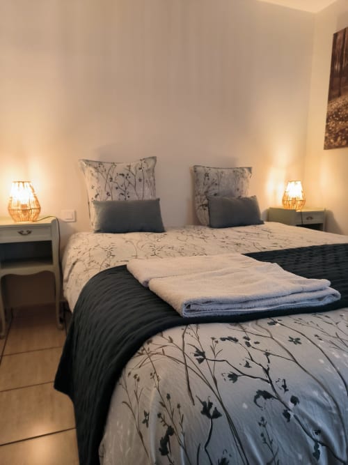 Chambre-Les Noyers- Gites- Auvergne-Puy-Dome