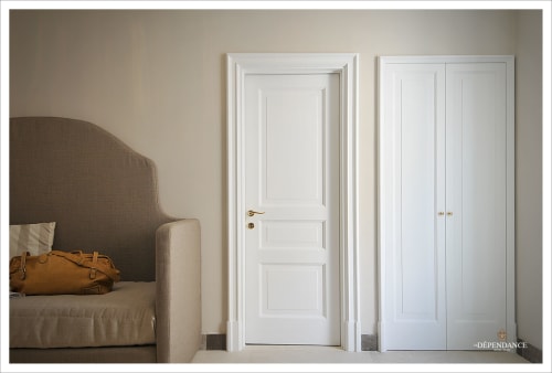 comfort, pulizia; esperienza di soggiorno di alta qualità; stile minimal; toni neutri e eleganti; simmetria e charme