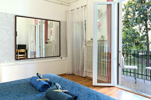 camera-matrimoniale-cucina-balcone-bologna.jpg