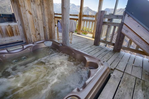 Chalet le Perchoir, Vue montagne, le perchoir, chalet, Montagne, chalet montagne, Salon, vue, terrasse extérieure, BBQ, Spa, jacuzzi, chambre avec vue, chambre montagne, Villard-Reculas, Alpe d'huez

