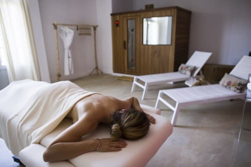 spa, espace bien-être, massage, soins esthétiques, sauna infrarouge, sud aveyron, martrin, proche saint Affrique, Albi, Rodez