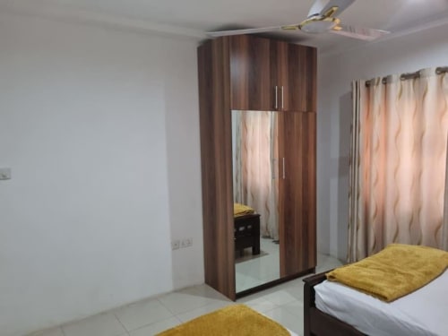 Bedroom 3  ensuite  2 double beds