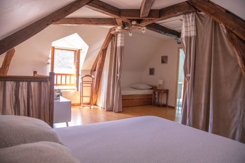 Chambre maison des Ours à Chémery