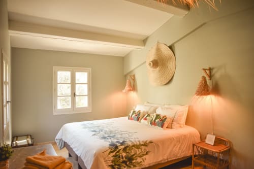 Beautiful Suite, pool view, garden view, travertine bathroom, king size bed, hotel quality mattress, cotton percale linen, rented with linen, linen provided, cetadon blue, natural atmosphere