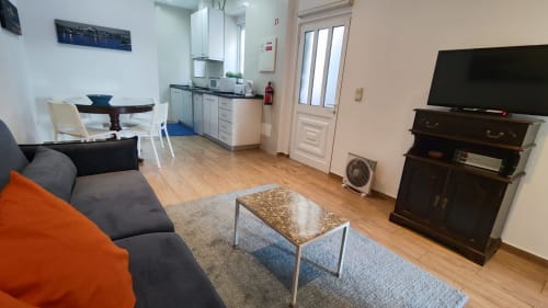 OPorto Cheers Gaia - Train Station & free parking