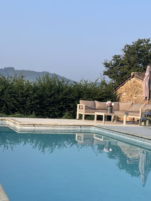 chambre d'hôtes de charme, château, brionnais, charolais, table d'hôtes, piscine, espace bien-être, calme, repos, détente, patrimoine historique, jardin zen, hôtel, tourisme, sud-brionnais, voitures anciennes, randonnées, La Clayette, Varennes-sous-Dun, 