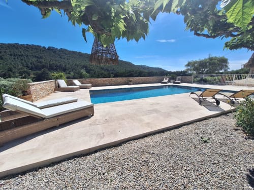 Villa Marco-all day sun at this happy villa with heated pool-le castellet- piscine chaufée-maison de vacances-var-location de vacances- location saisonniere-8 personnes-pool house
